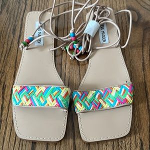 STEVE MADDEN LEG TIE SANDALS